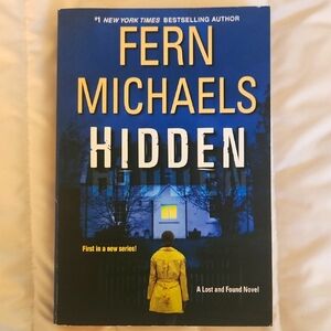 Hidden By Fern Michaels Book
